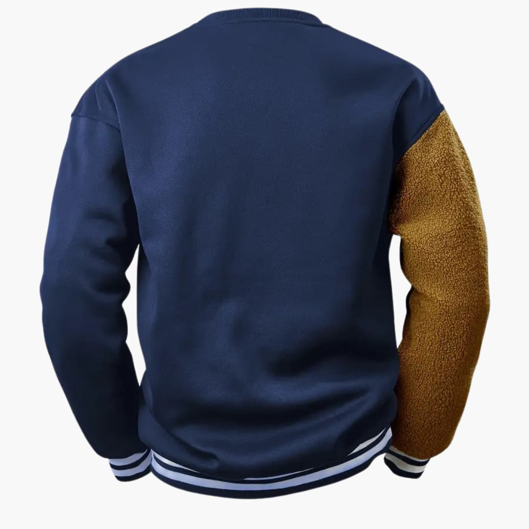Dragomir - Comfortable jumper with björnebroderi for men