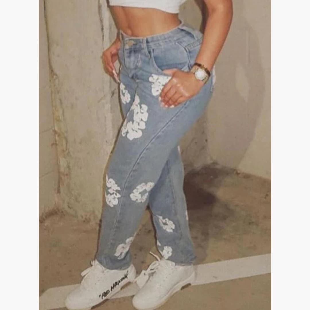 Alicia - Fashionable floral jeans with high waist for women