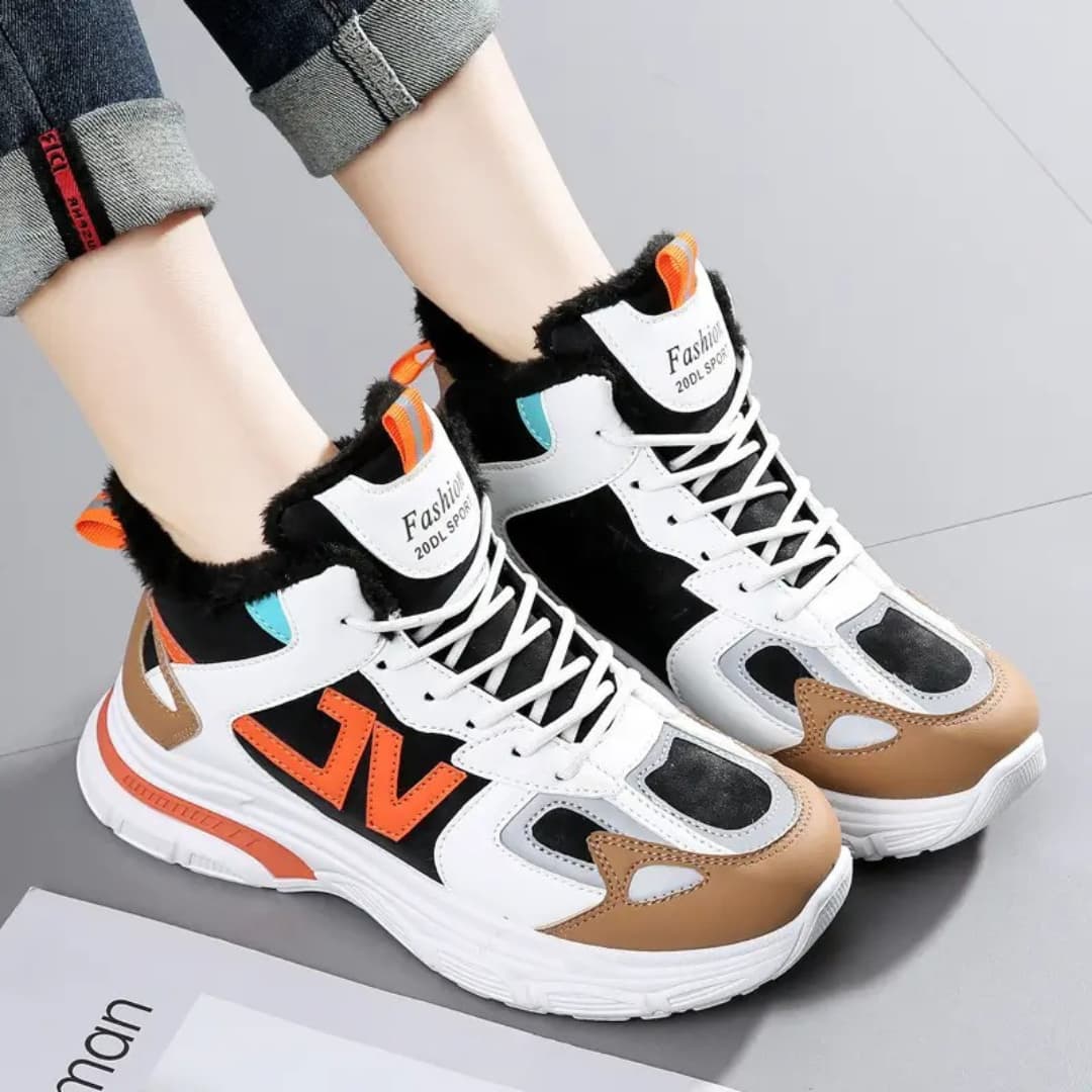 Joanna - Stylish winter trainers with high top for women