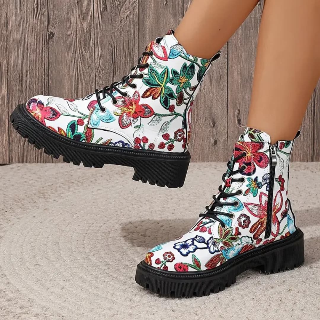 Karina - Stylish ankle boots with zip for women