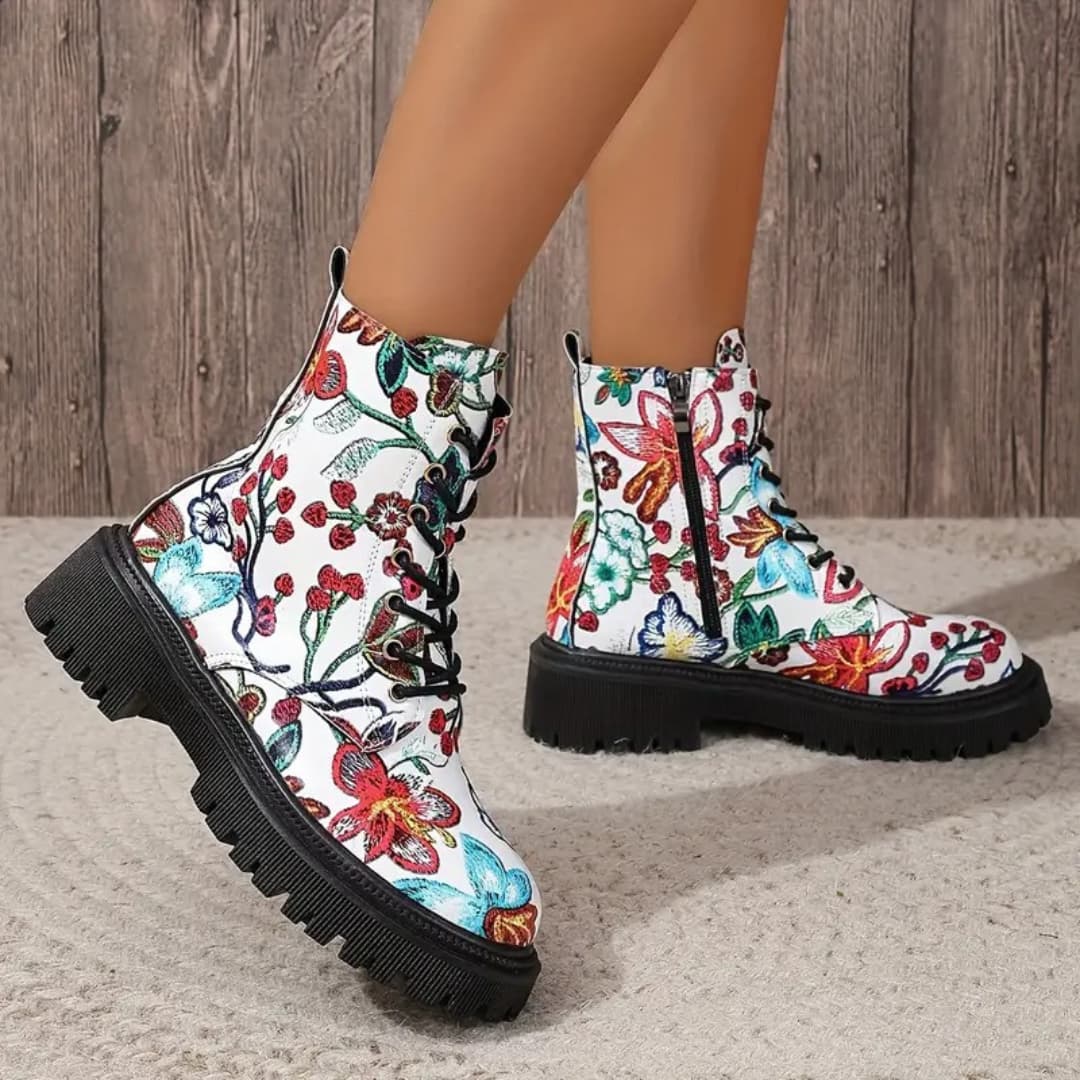 Karina - Stylish ankle boots with zip for women