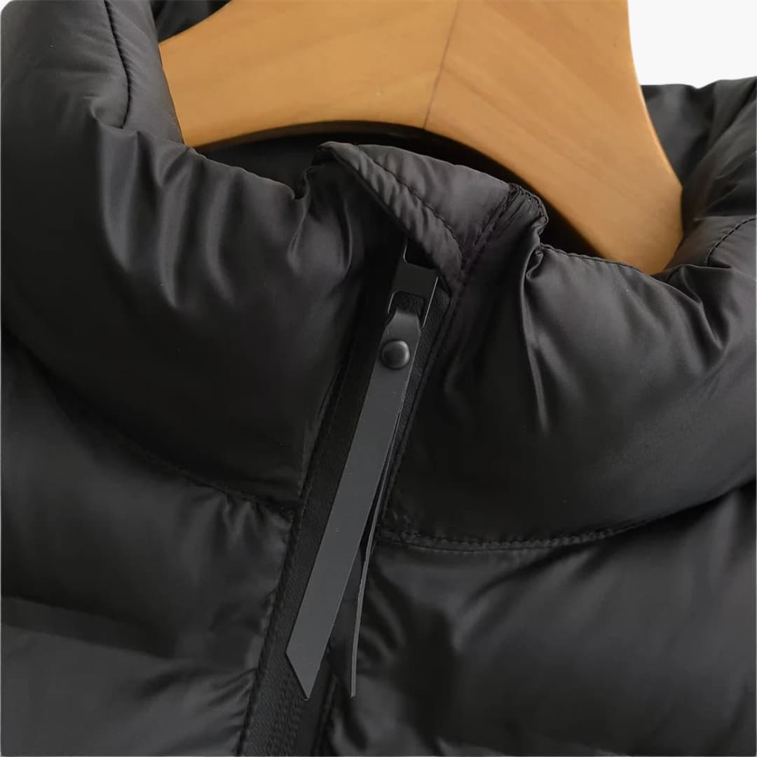 Alina - Stylish puffer jacket with short bukseben for women