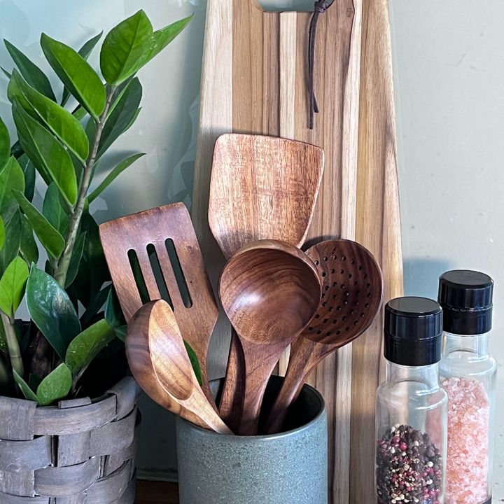 5-Part Kitchen Utensils in Walnut - Rustic Style