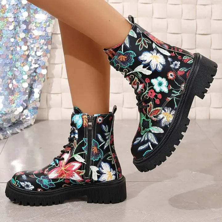 Karina - Stylish ankle boots with zip for women