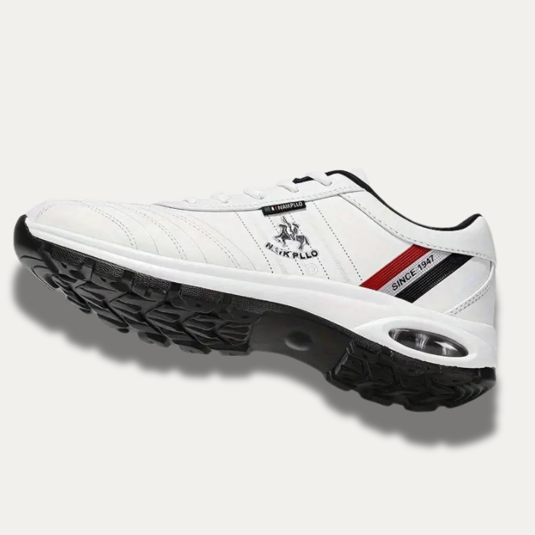 Fashionable herresneakers with luftpute