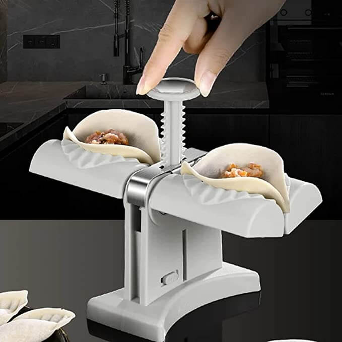 Automatic dumpling form for kitchen - layers fast perfect dumplings