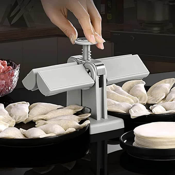 Automatic dumpling form for kitchen - layers fast perfect dumplings