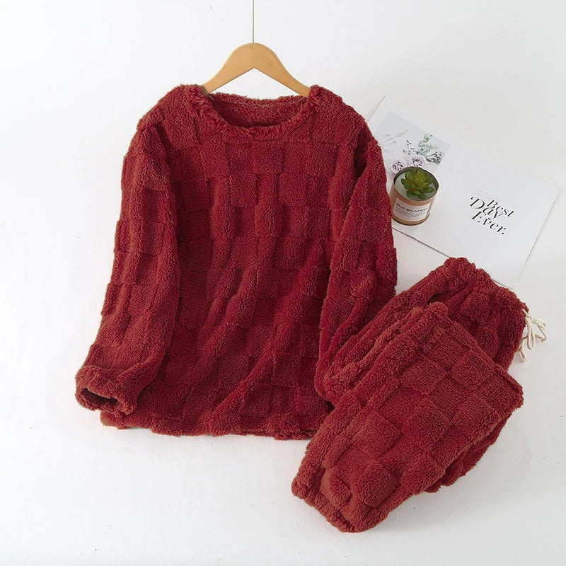 Plaid Pajama Set for Women - Soft Loungewear