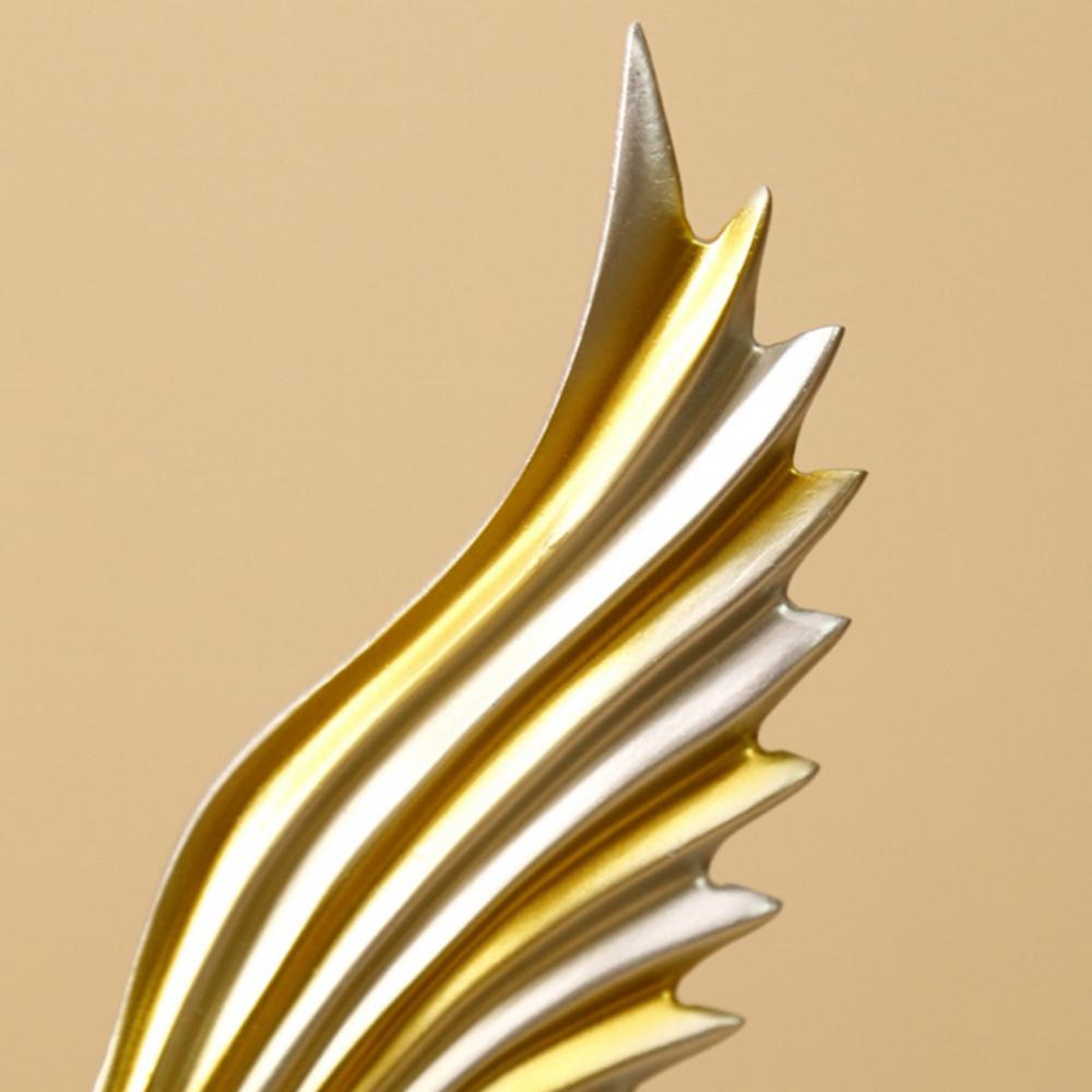 Engle wing sculpture for hemmedeko ration