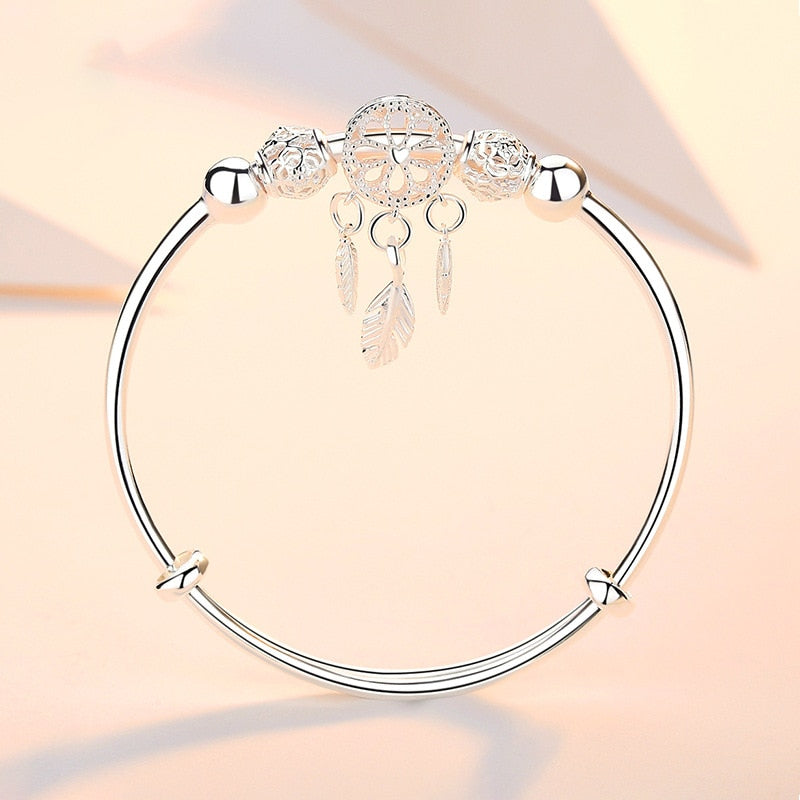 Drömmefanger bangle bracelet for women
