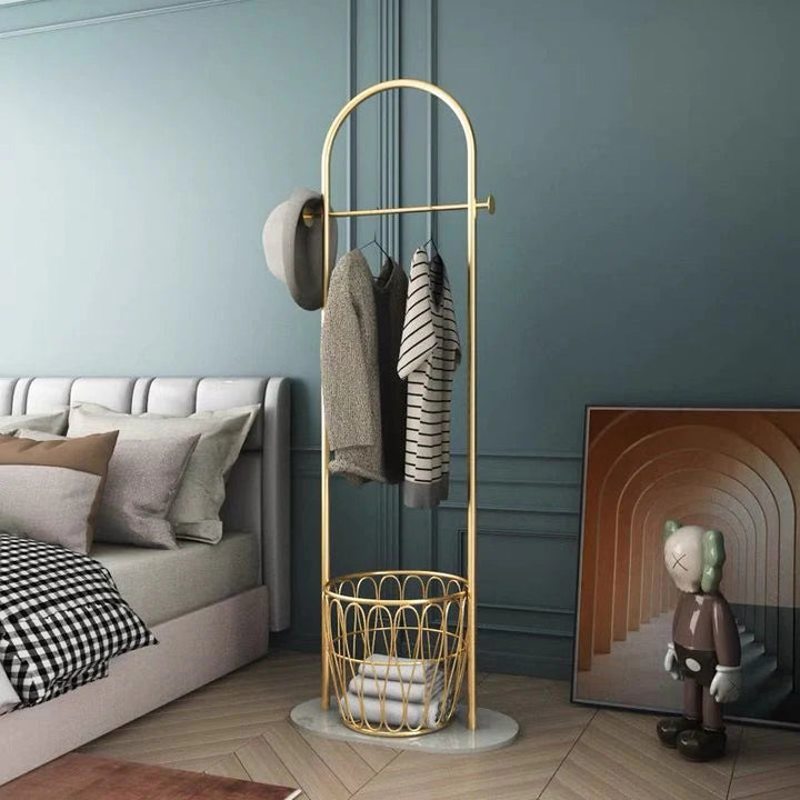Elegant *standalone become tripod with gyllent design and marmorb struggle