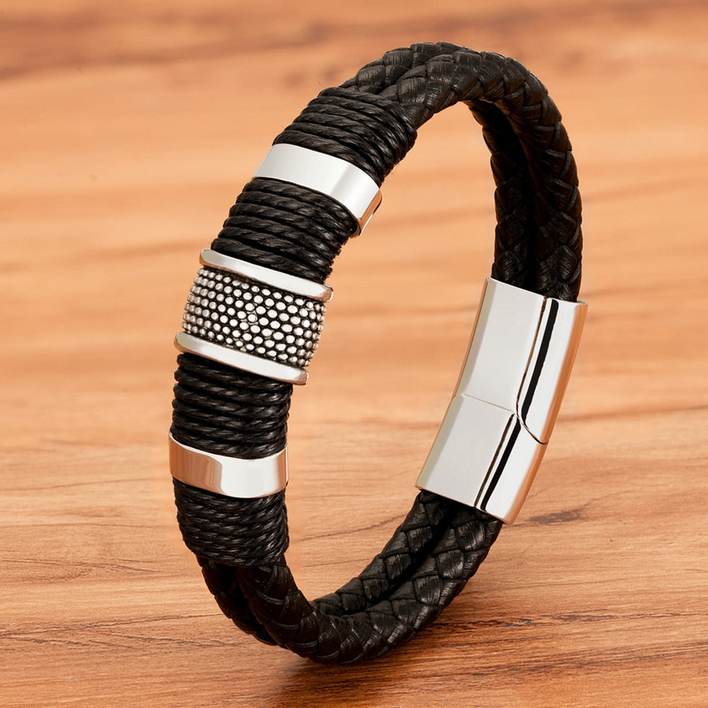 Universal men bracelet in vevd with magnet lock
