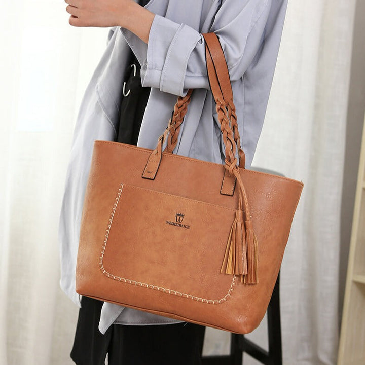 Elegant axle bag for women