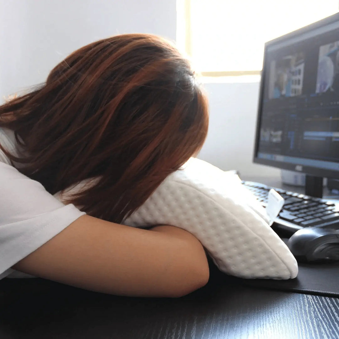 Ergonomic Memory Foam Cushion for Comfortable Sleep