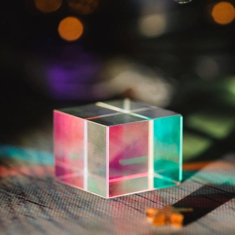 Color Optical Prism Cube