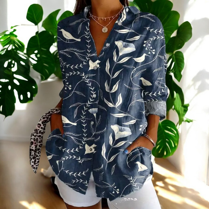 Women Vintage Blouse in Fargerikt Design