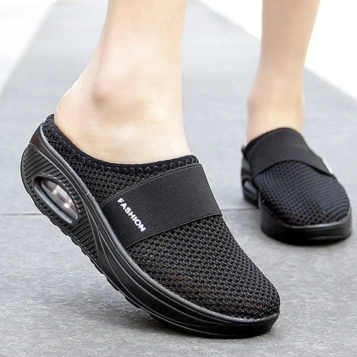 Comfortable Slip-On Walking shoes With Luftpute for women