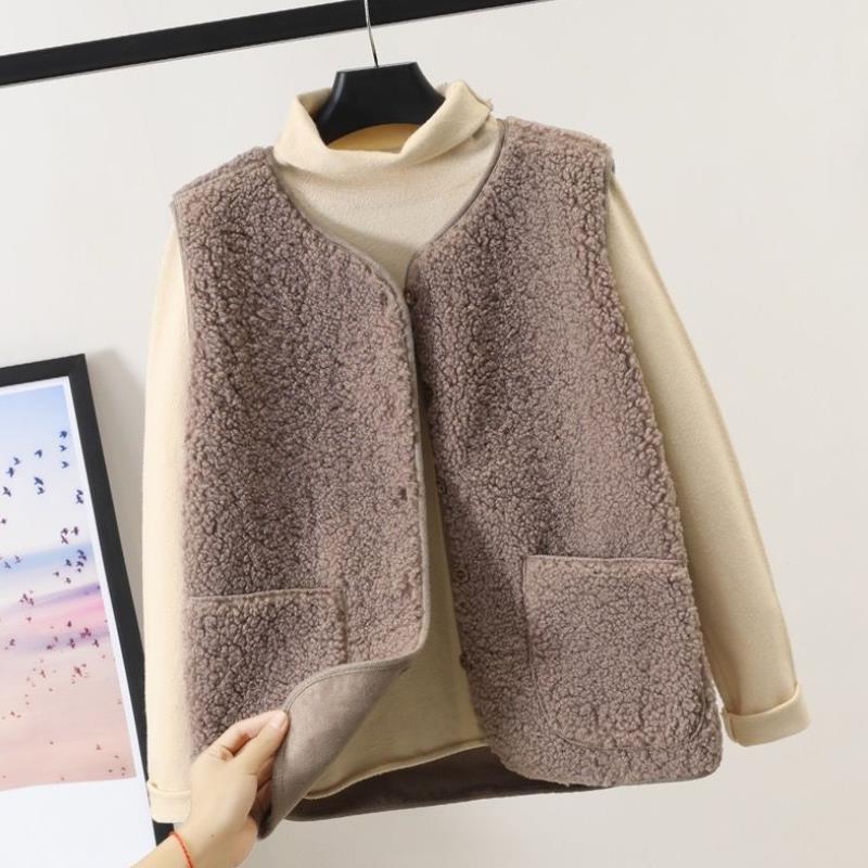 Women warm bundle warm waistcoat in soft fleece