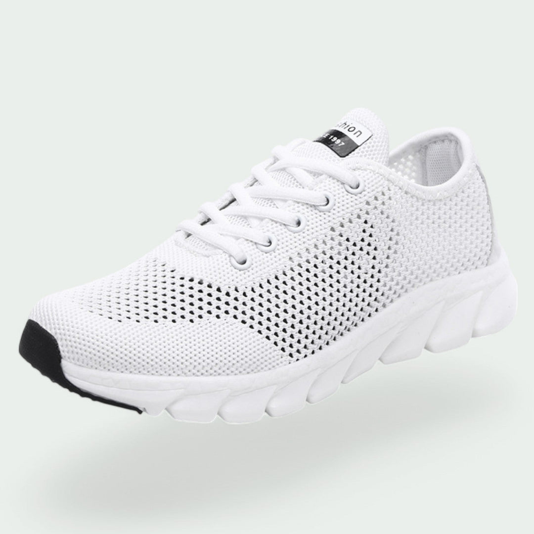 Women Trainers with Support for Optimal comfort