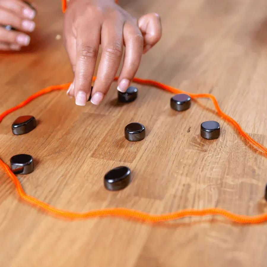 Magnetic Chess Spill - Travel Friendly for Strategic Fun
