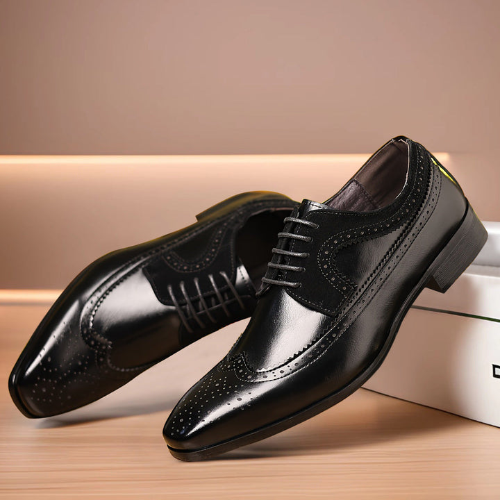 Men Classic Brogue Shoes - Elegance and Comfort