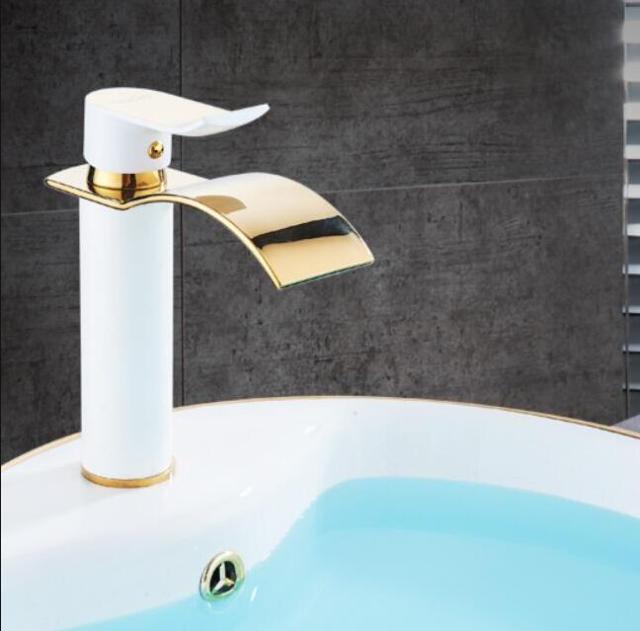 Modern servant tap with Fosse output for swim roe