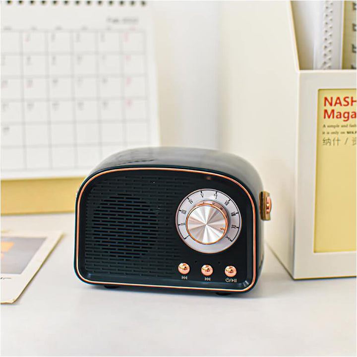 Retro Bluetooth Speaker with Vintage Design