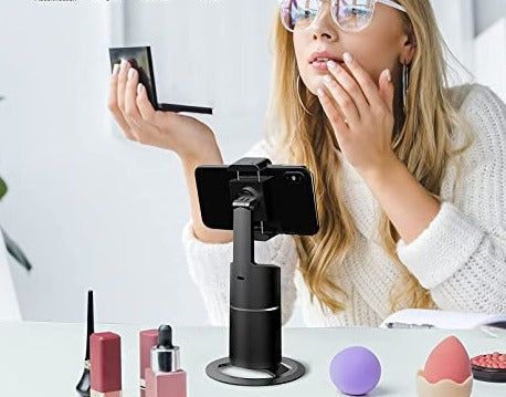 Smart stand with face tracking